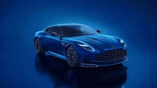 690 beygirlik Aston Martin DB12 S görücüye çıkarıldı