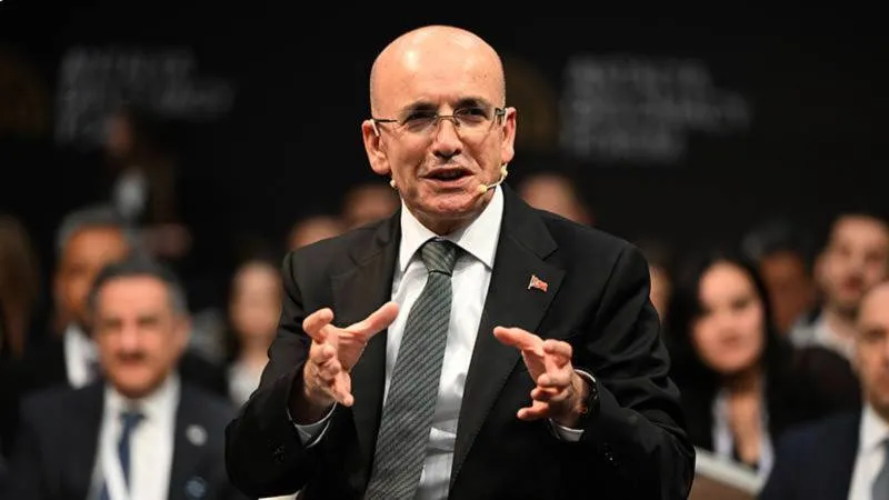 AKP'li milletvekilleri Mehmet Şimşek'e "istifa" iddialarını açık açık sordu; işte yanıtı
