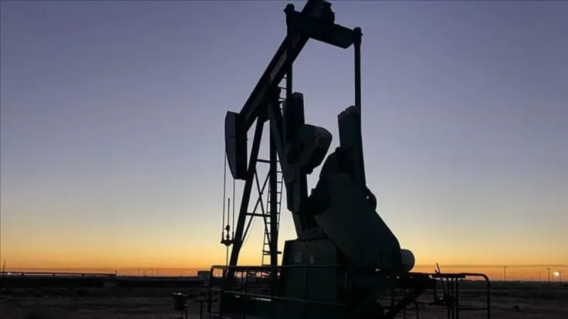 Brent petrolün varili yeniden 65 doların üstünde