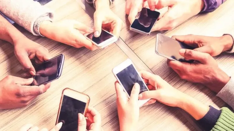 Cep telefonlarına indirim geliyor