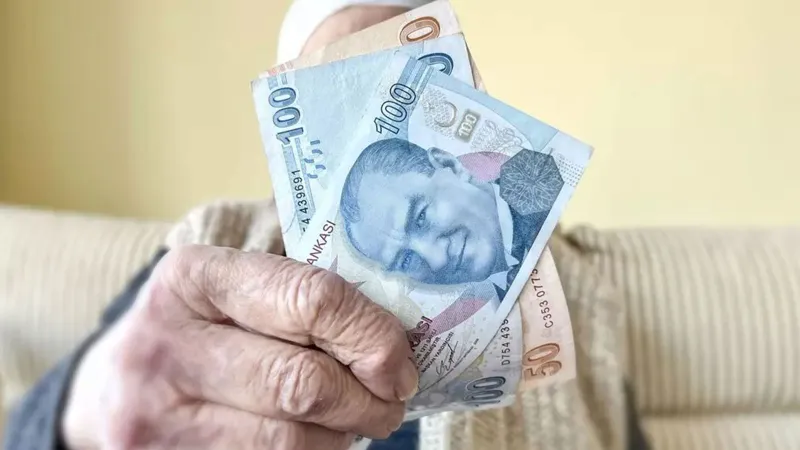 Esnafa erken emeklilik geliyor!