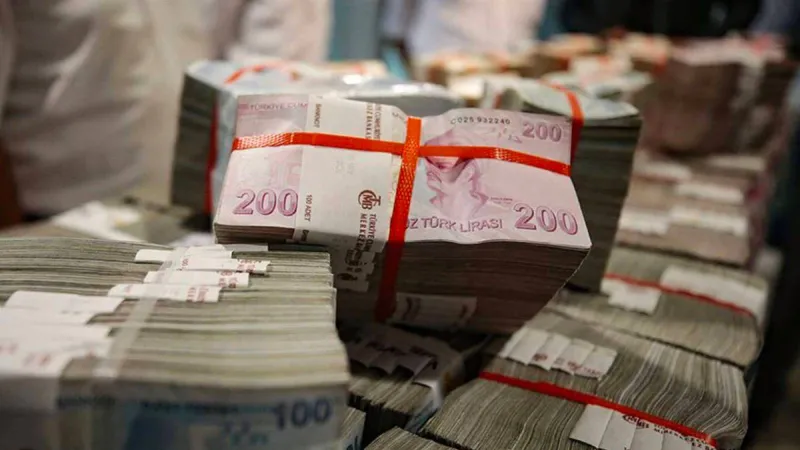 "Kamuda tasarruf" lafta kaldı: Devletin 1 yıllık tüketim harcaması 404 milyar TL oldu