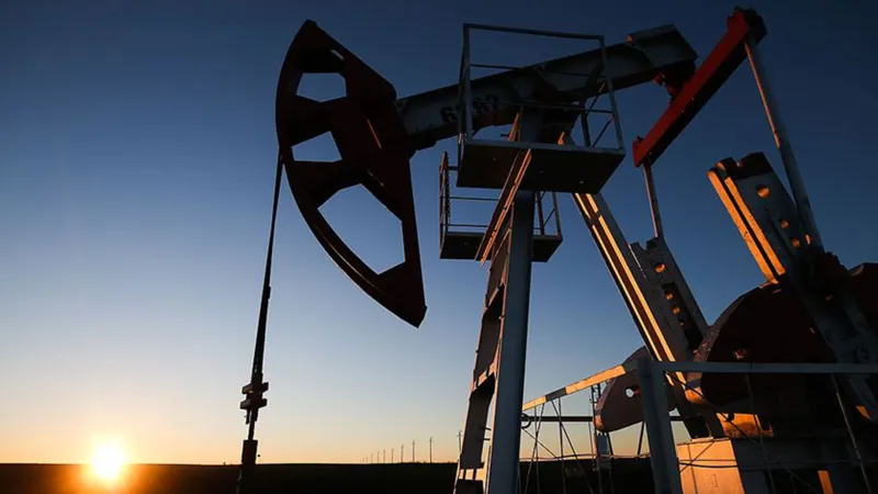 Petrol Fiyatları Çakıldı! Brent Petrolünde Şok Düşüş Devam Edecek Mi?