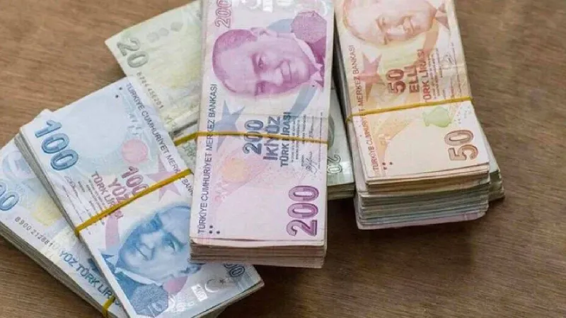 TL'de Şok Düşüş! Türk Lirası Neden Değer Kaybetti?