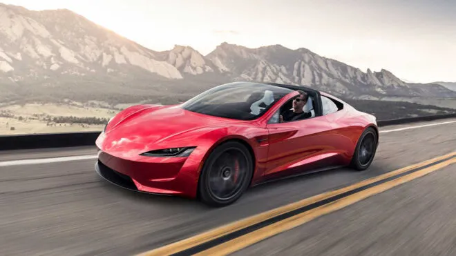 “Uçabilen” Tesla Roadster prototipi için gösterim çok yakında yapılabilir