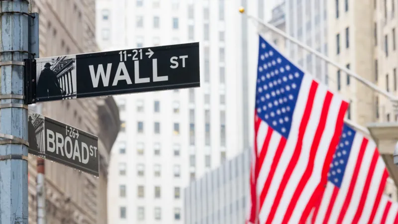 Wall Street geri çekiliyor